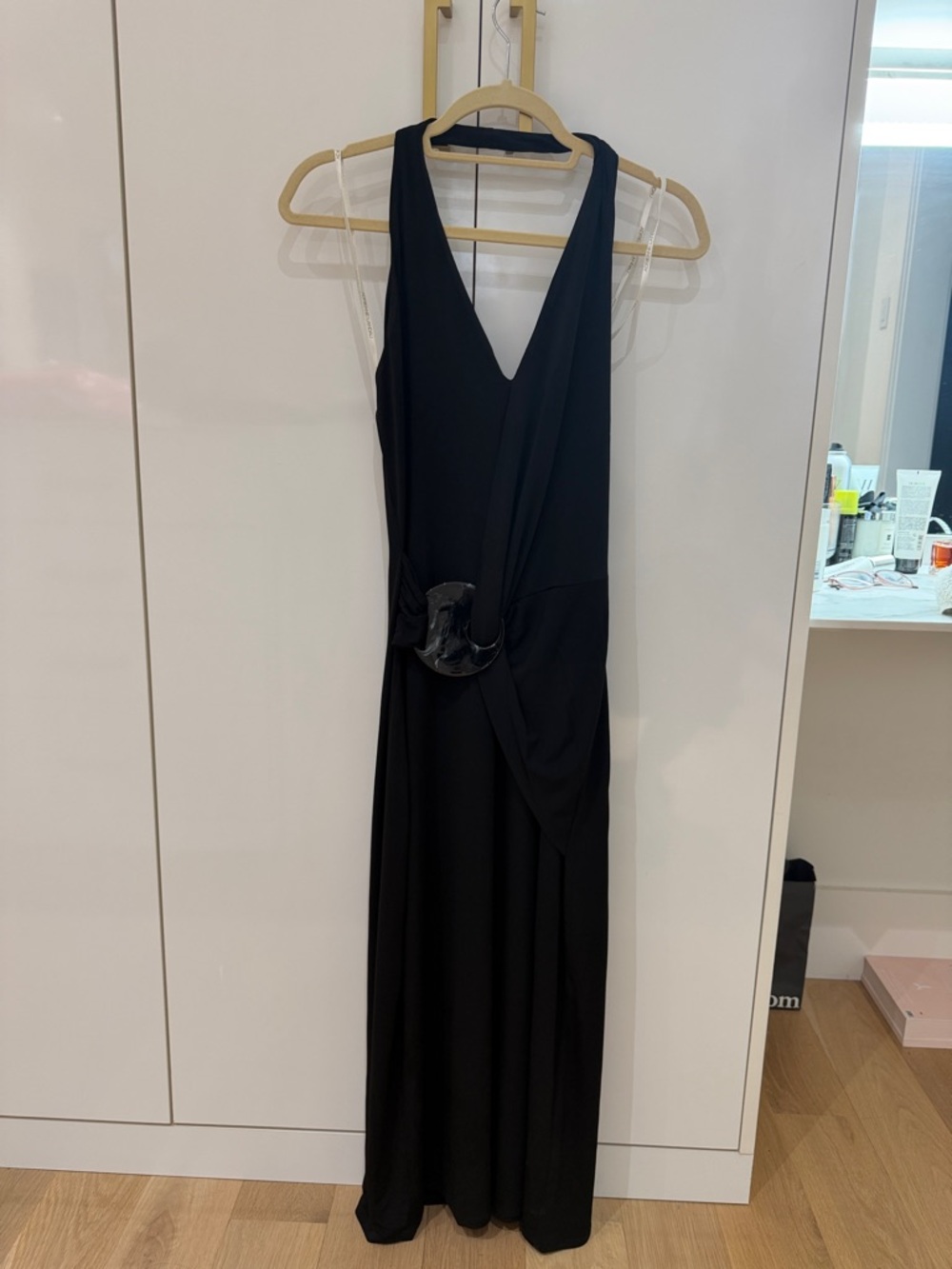 Adrienne Landau Black Sleeveless V-Neck Midi Dress with Buckle Detail